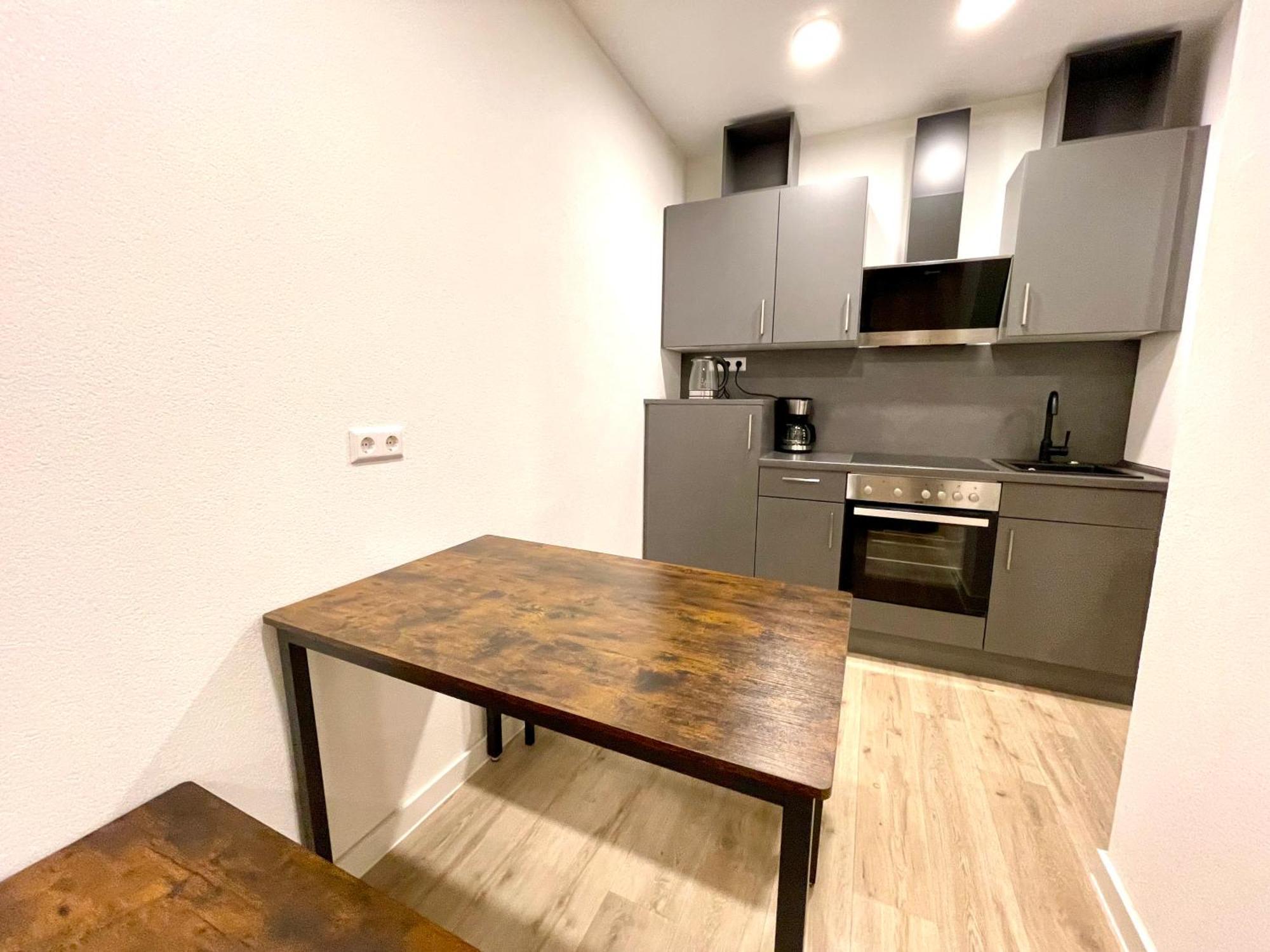 Neu Grosse Einzimmerwohnung Im Zentrum Goldstadt Pforzheim Schloessle المظهر الخارجي الصورة