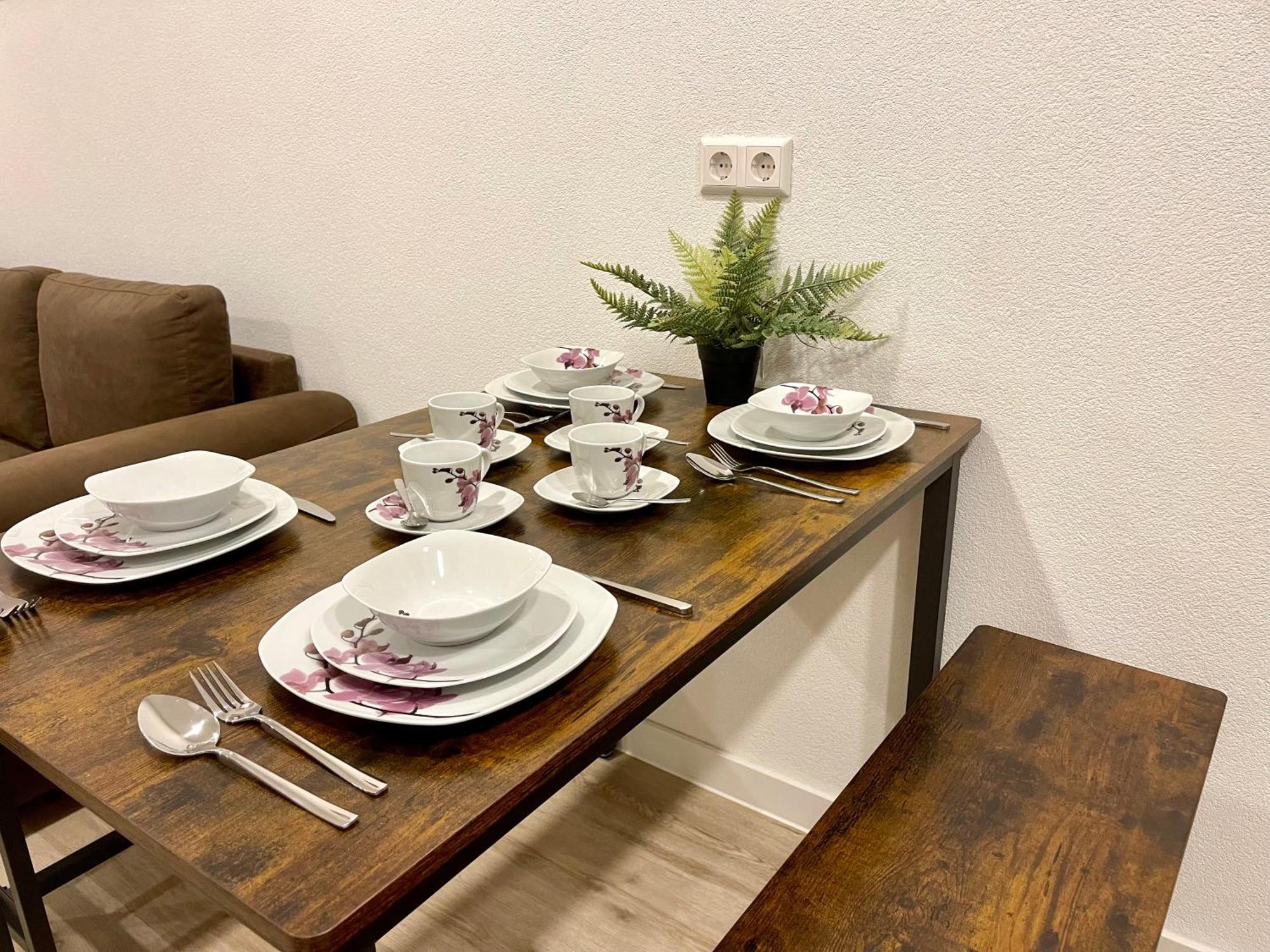Neu Grosse Einzimmerwohnung Im Zentrum Goldstadt Pforzheim Schloessle المظهر الخارجي الصورة